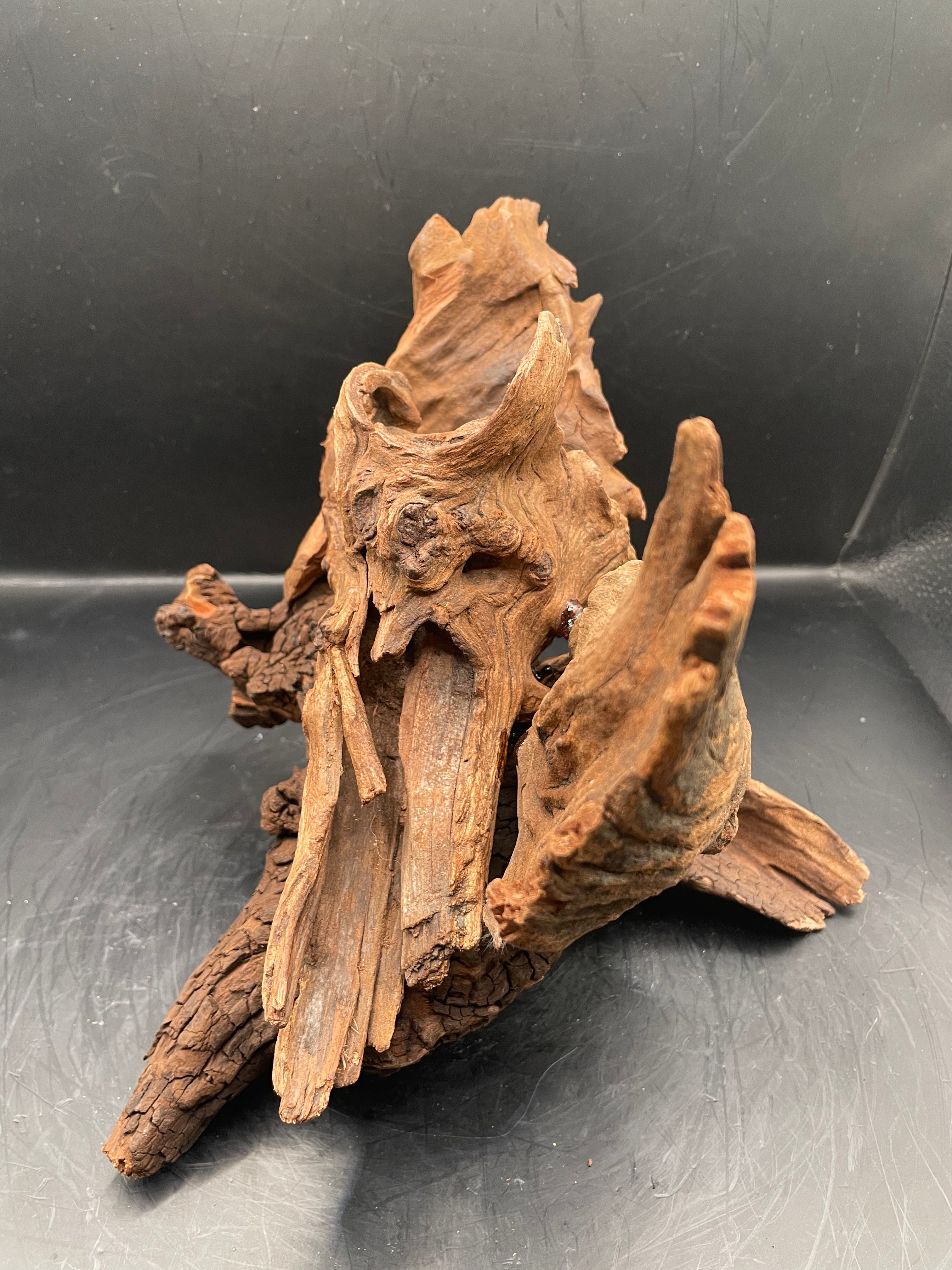 Aquarium Driftwood, Handcrafted Aquascape Unique Decoration - Dragons Entry